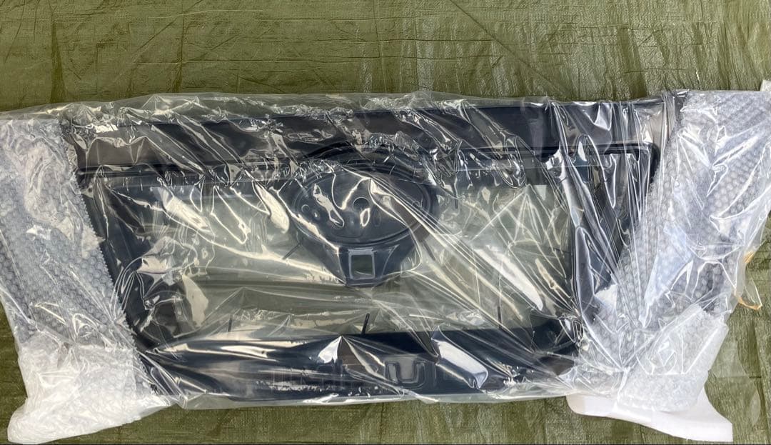 新品　未開封　IMPUL キャラバン　フロントグリル　エアロパーツ 未塗装