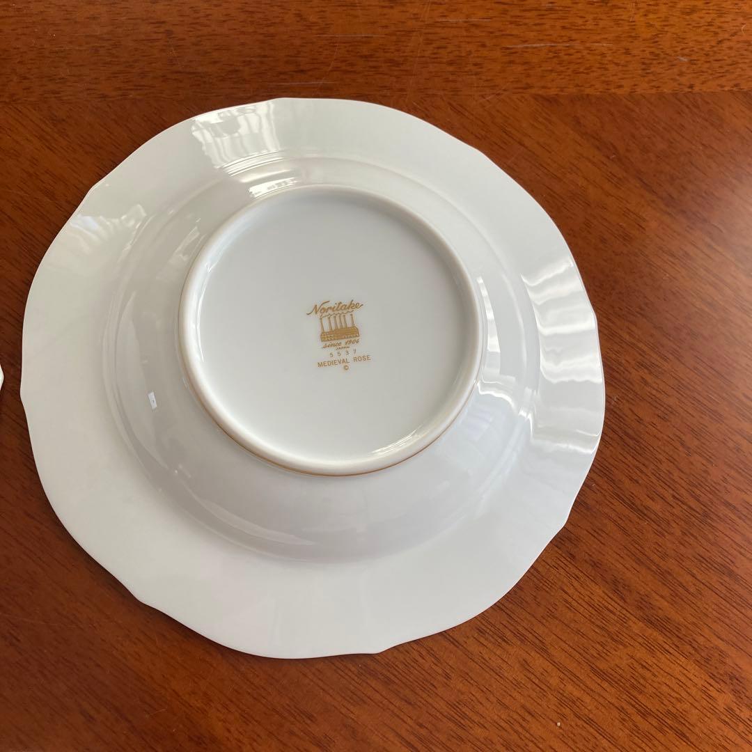 ノリタケ　ダイヤモンドコレクション　　￼メディーバル　 ＲOS E