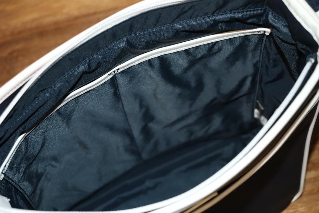 新品 CASTELBAJAC Mick レザー ショルダーバッグ Ⓗ