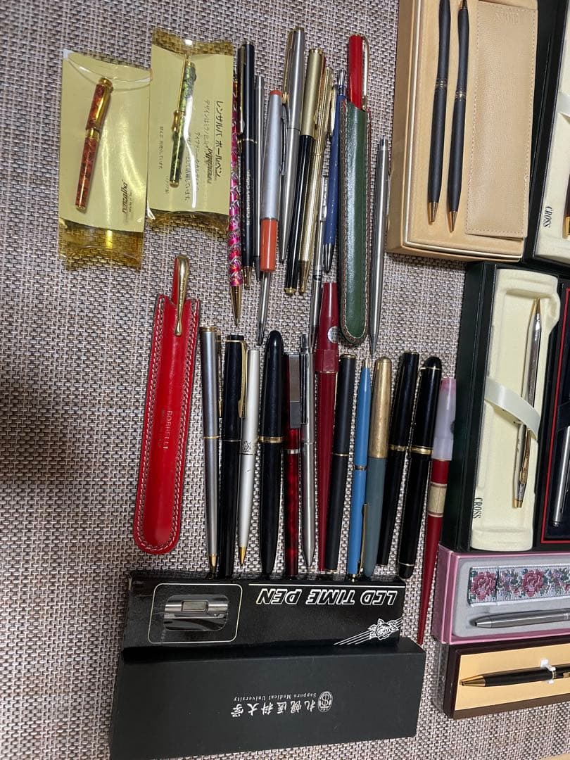 ボールペン 、シャープペンセット