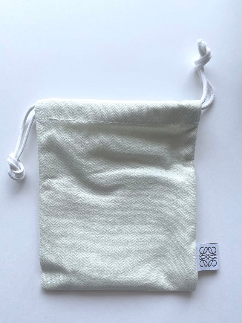 LOEWE レザーストラップ　シルバー チャーム セット