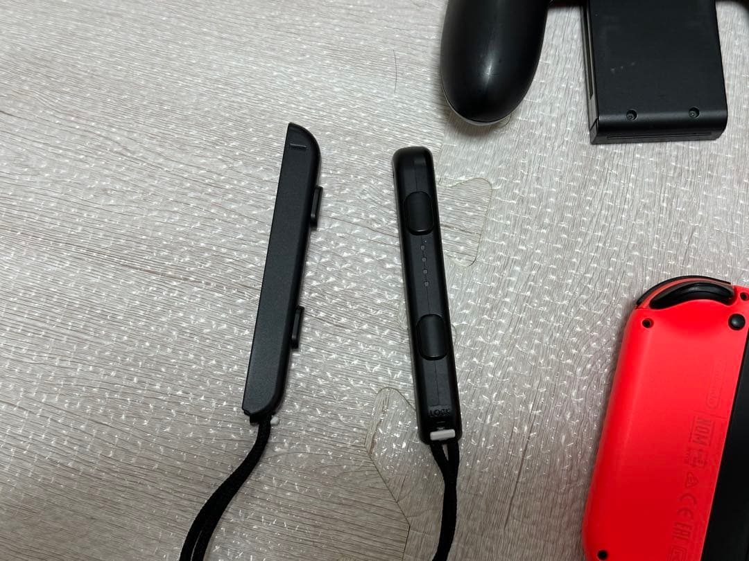 Nintendo Switch 本体 青/赤 Joy-Conセット