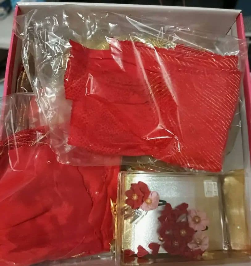 タイムセール　銀座　高級　七五三セット　赤 　絹着物　小物