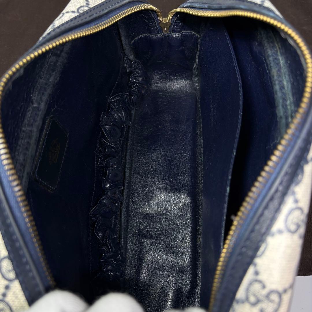 美品　GUCCGI オールドグッチ　PVC GG柄 ポーチ　クラッチバッグ