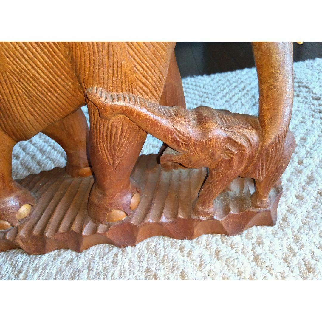 木製象と子象の置物