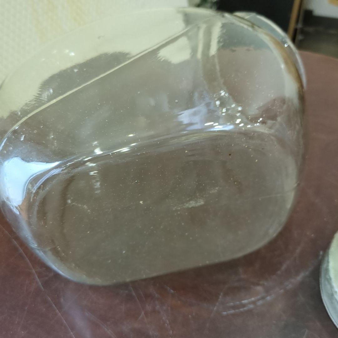 タマちゃん　骨董 猫瓶 ガラス製 丸型 容器 蓋付き 駄菓子屋