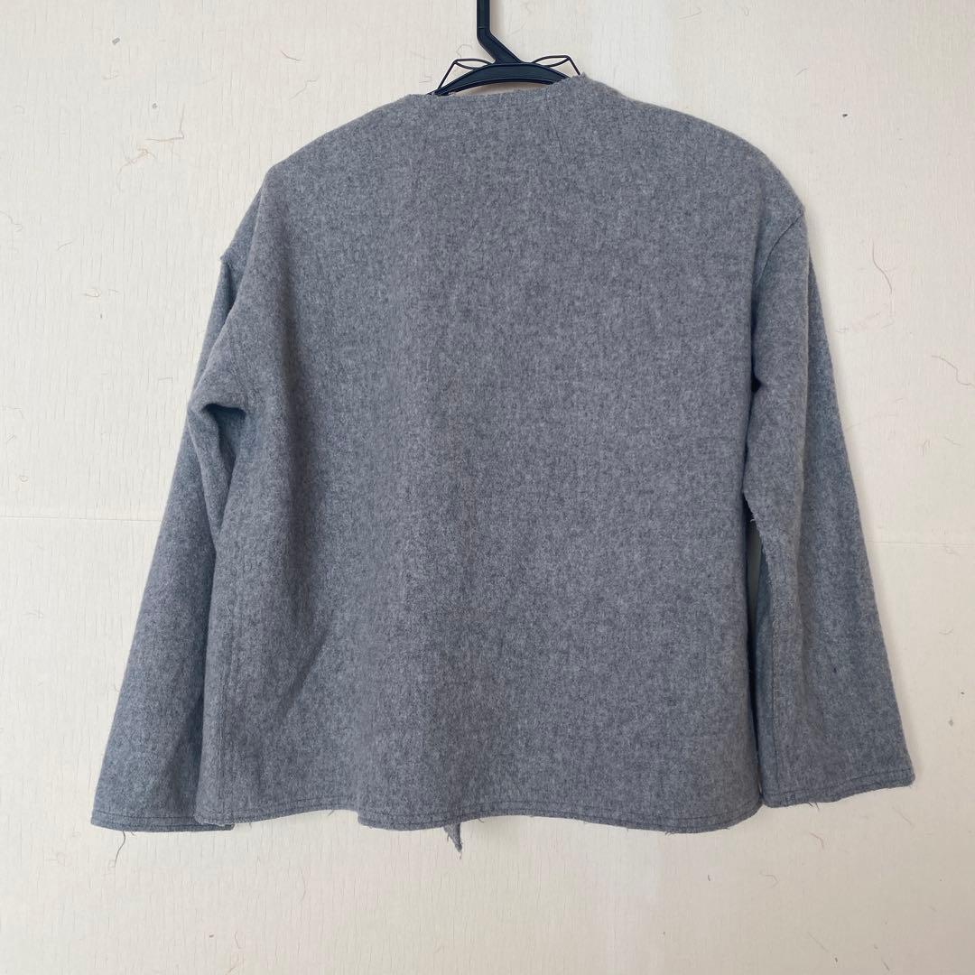 イオグラフィック　a.切りっぱなしウールジャケット　グレー