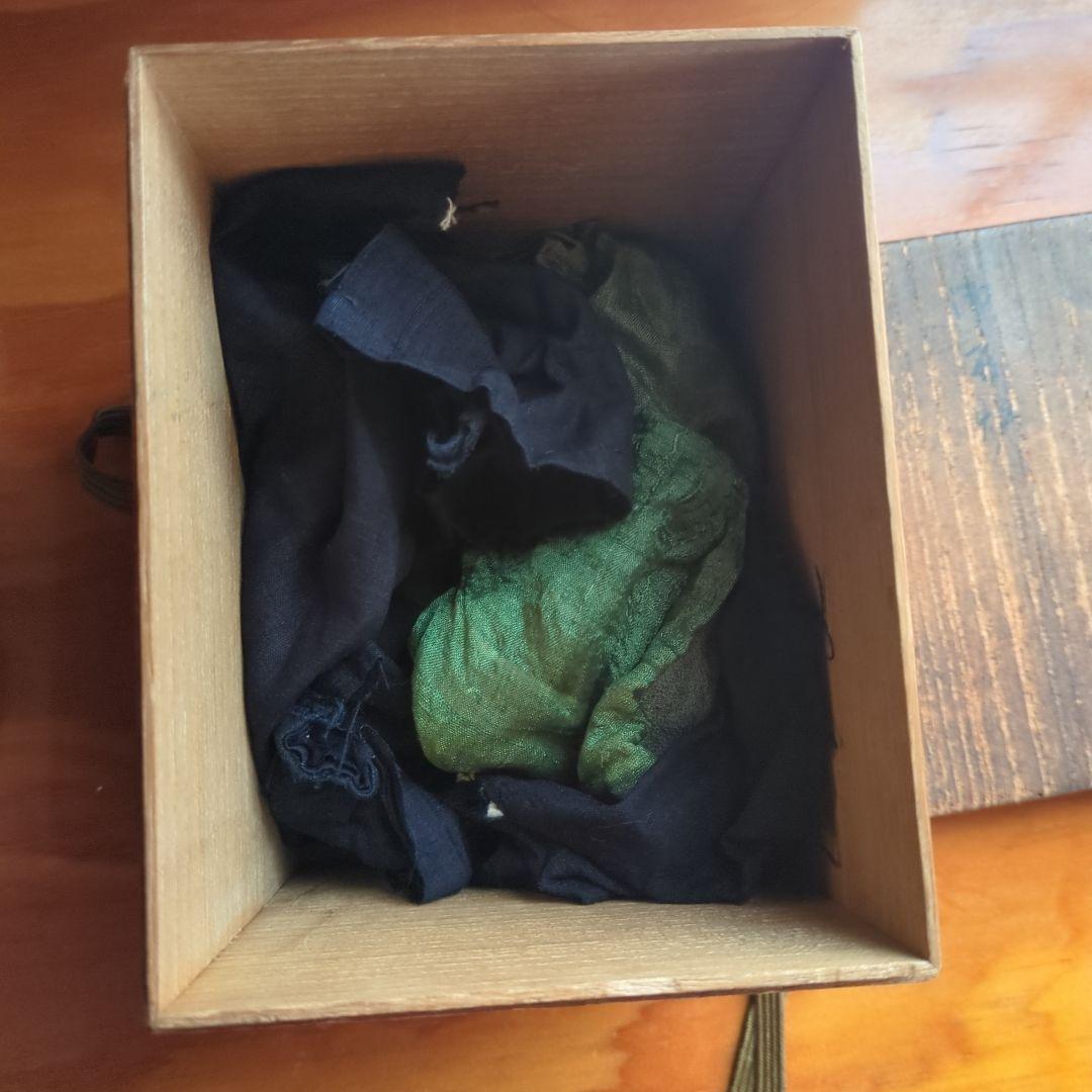 獅子形陶器 中型 淡い緑色　青磁香炉　獅子香炉　古美術品　骨董　中国