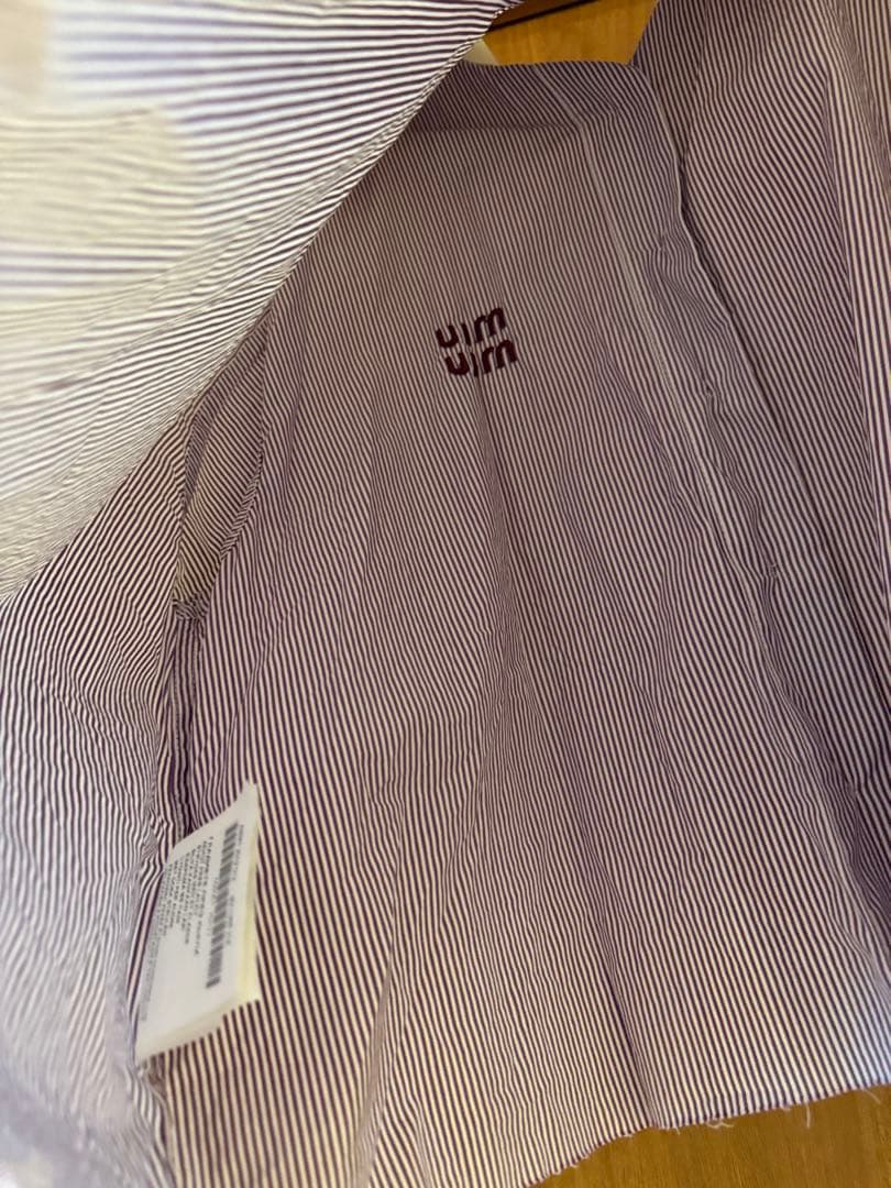 miu miu 紫 クロップドシャツ 36