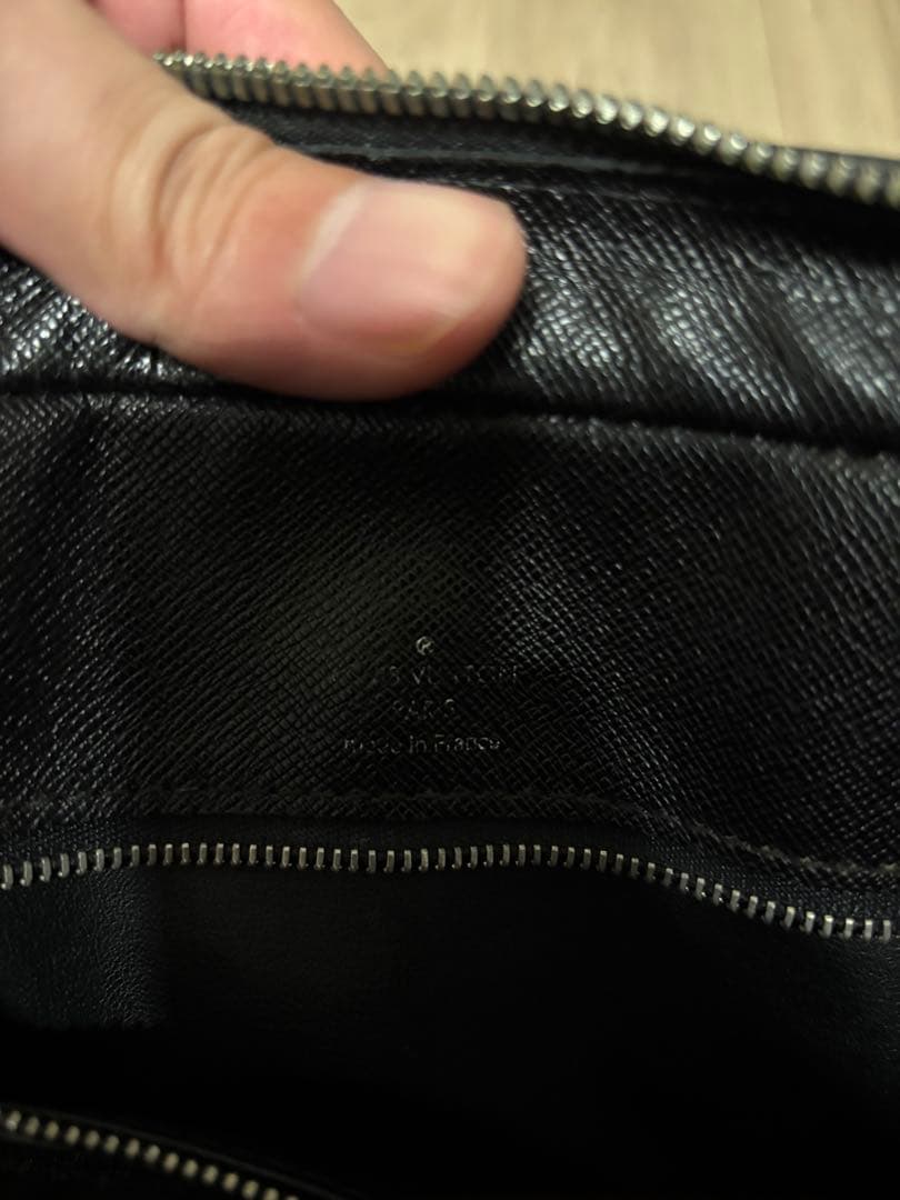 ルイヴィトン ビジネスバッグ エピ 正規品