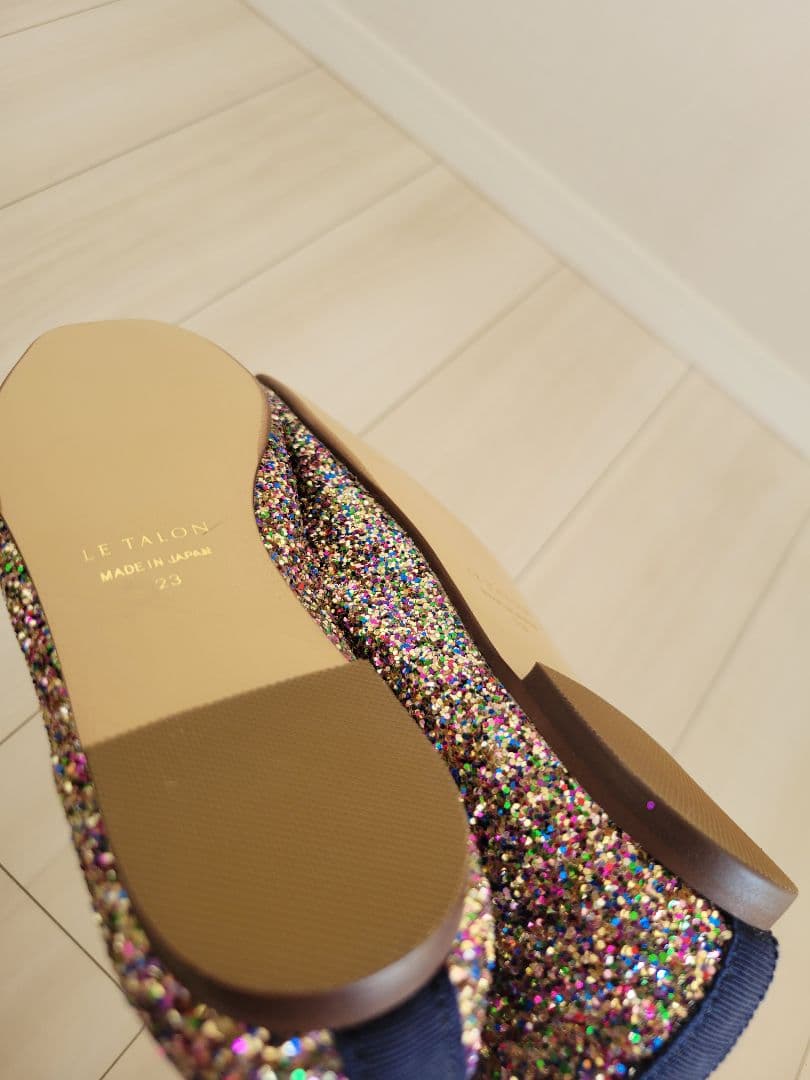 新品　LE TALON グリッター フラット パンプス 23cm