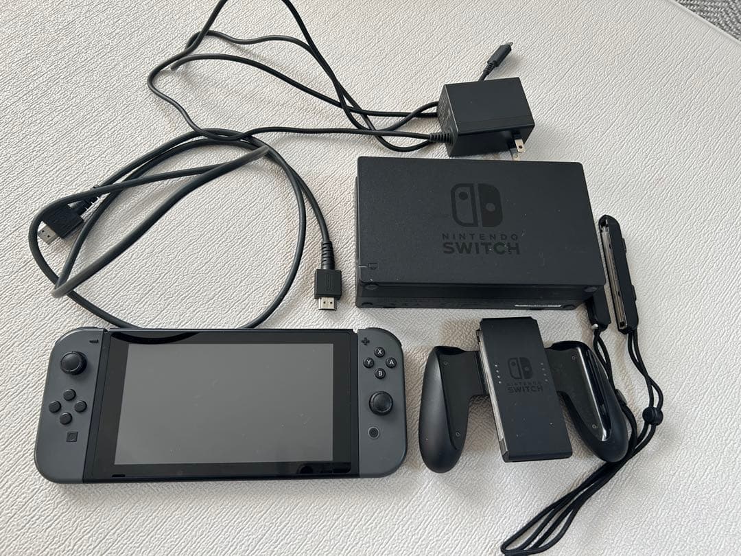 Nintendo Switch グレー 本体　64GBマイクロSD付き