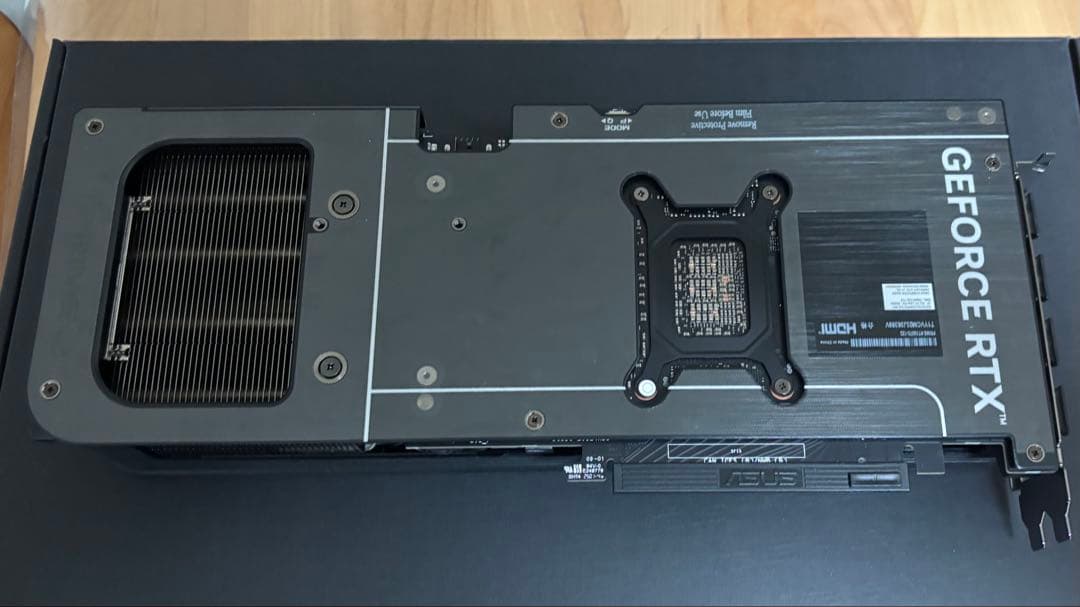 ASUS PRIME RTX5070 12G グラボ　グラフィックボード