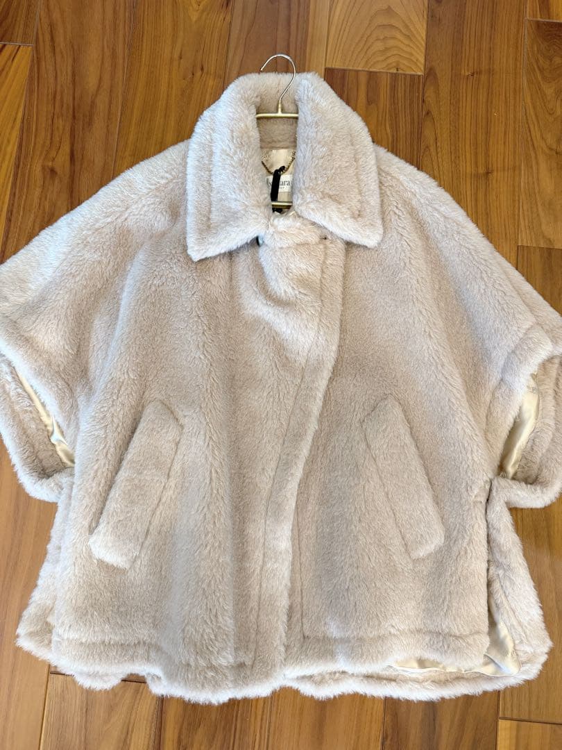 Max Mara テディベア ケープ サンド