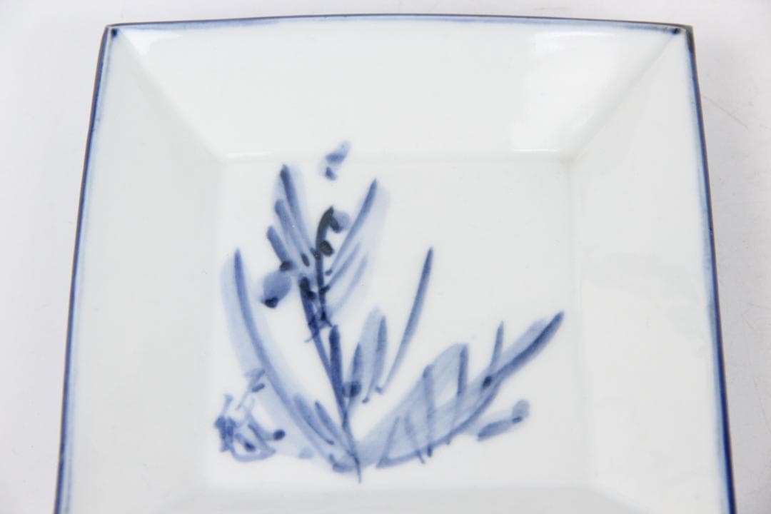 人間国宝 近藤悠三 作 染附 正方 皿 方皿　技工名品 FJ29-5