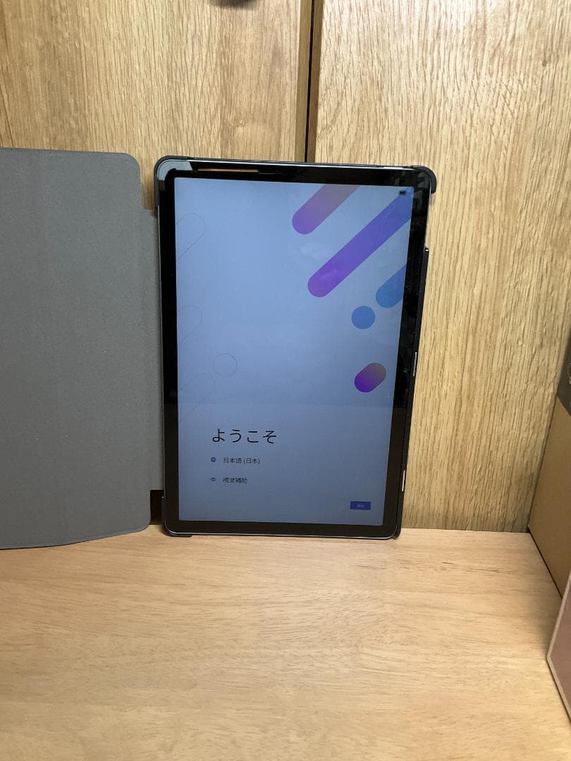 ①Lenovoタブレット ルナグレー(10.1インチ) +②専用カバーケース付き
