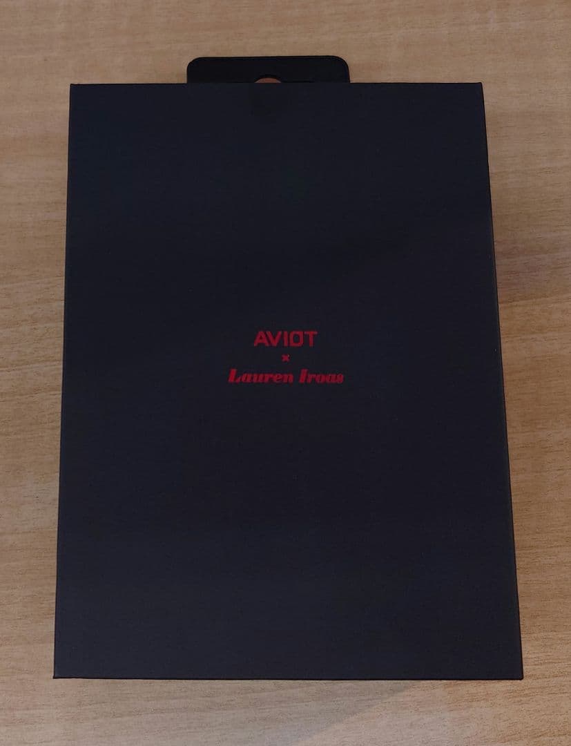 AVIOT ワイヤレスイヤホン にじさんじ ローレン・イロアス コラボモデル