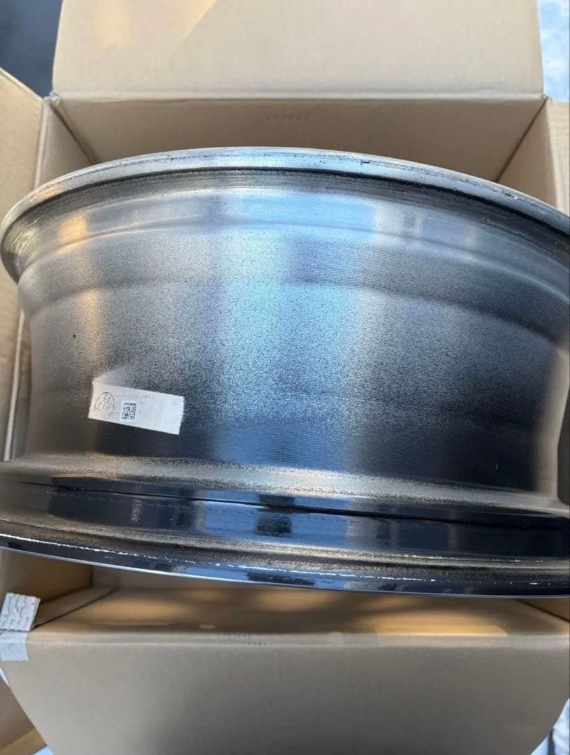 [送料込み]ホイール②スバル フォレスター 18インチ ホイールのみ