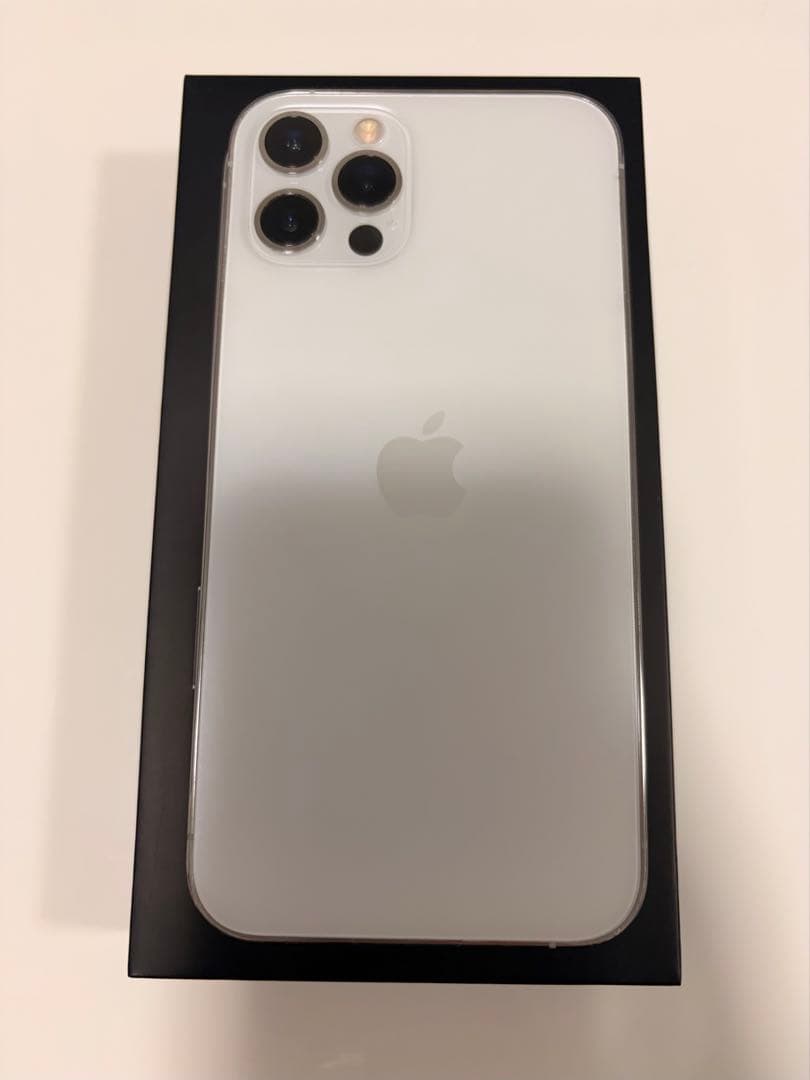 Apple iPhone 12 Pro 128GB シルバー 本体