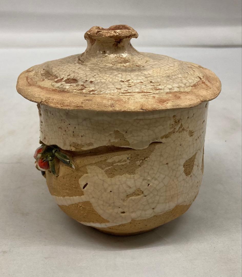 B388s 蟹彫茶碗　蓋付　玉井楽山作　天神蟹　愛媛　伊予　楽山焼　キズ有