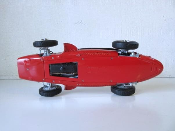 特価 CMC (1/18) マセラティ250F