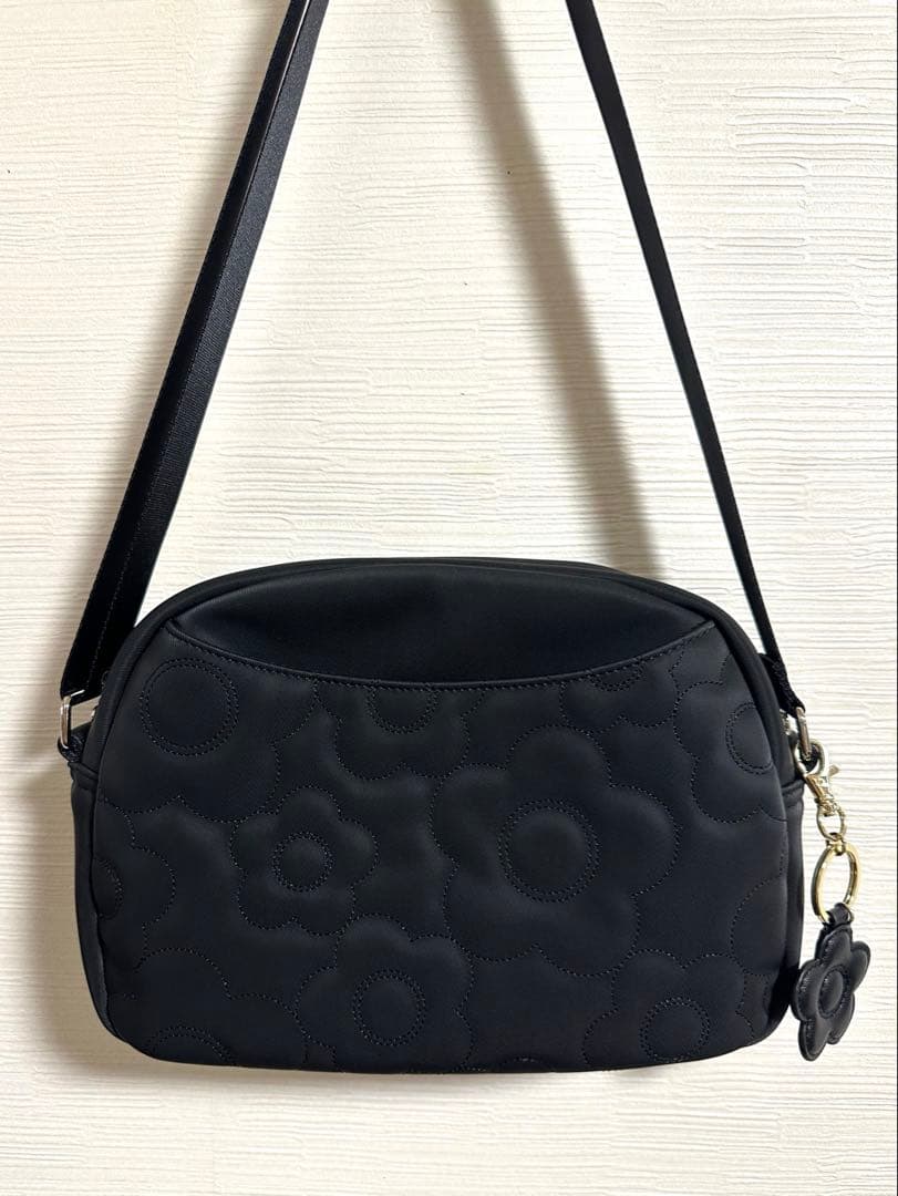 マリークワント　MARYQUANT デイジーランダムキルト ショルダー