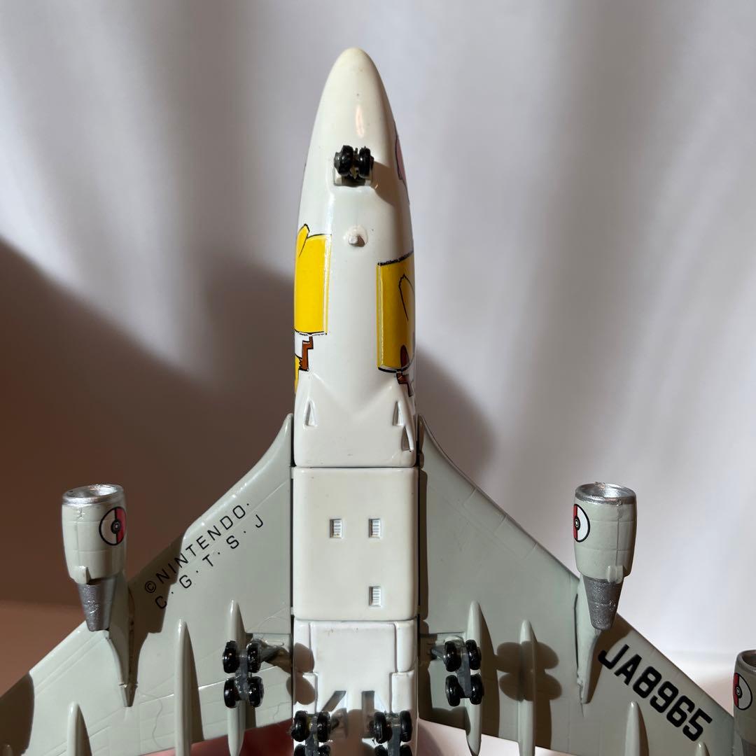 2296.ピカチュウANAケース付き