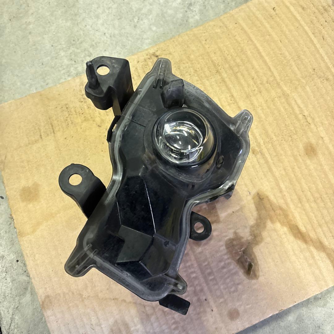 LS600h後期 Fスポーツ フォグランプ