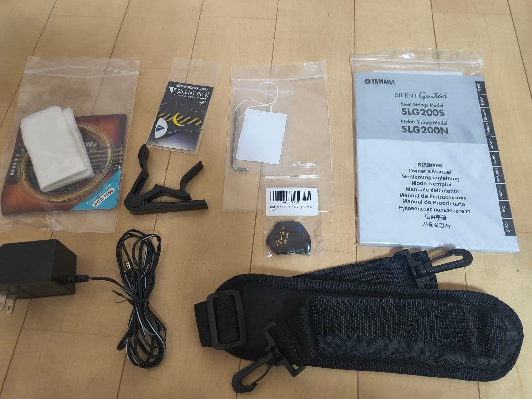 YAMAHA　サイレントギター　slg200s