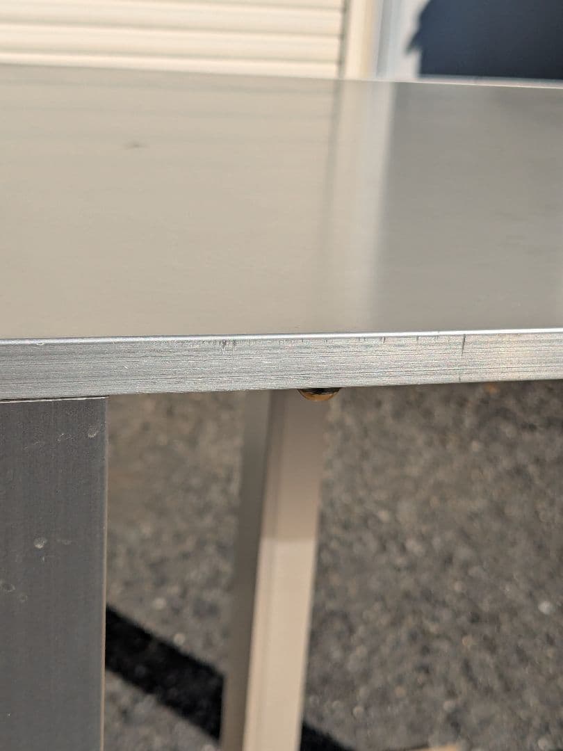 カッシーナ アルミ テーブル 1台 ②