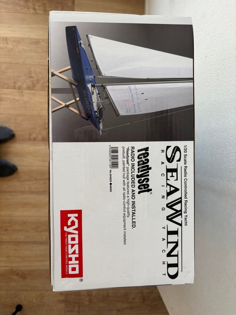 ラジコン　ヨット　Kyosho SeaWind シーウィンド
