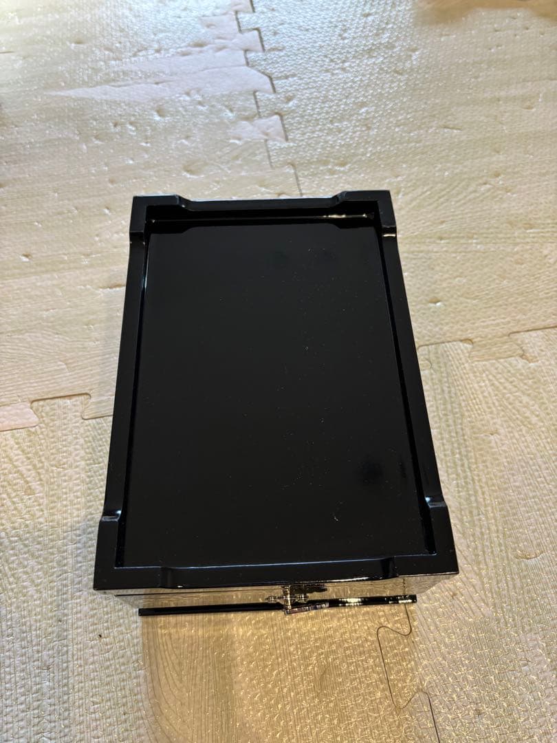 ジュエリーボックス　卓上ドレッサー　全漢鎬作　螺鈿　螺鈿細工　韓国伝統工芸品　花