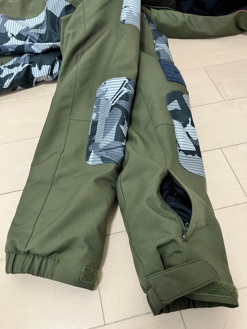 PHENIX フェニックス　スノーボードウェア　150cm 上下セット！