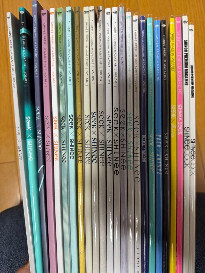 最新版も追加！SHINee SEEK(1〜25)全巻セット