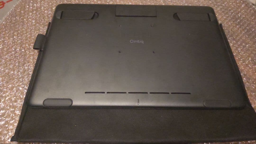 【液タブ】Wacom Cintiq 16 DTK1660K1D【15.6インチ】