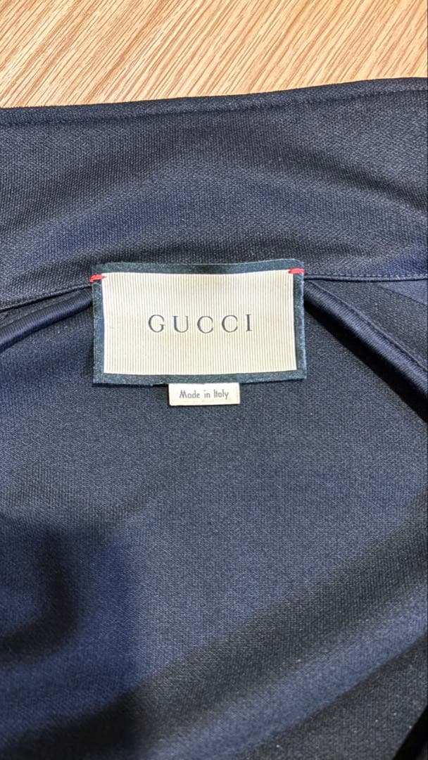 ☆美品☆GUCCI トラックジャケット ロゴ シェリーライン 黒 Mサイズ