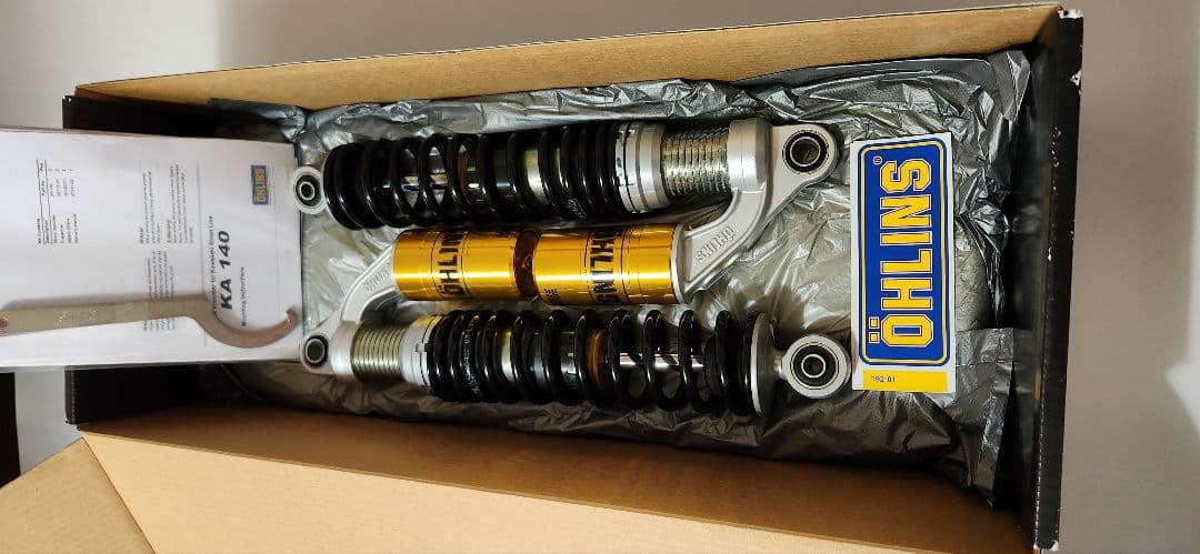 オーリンズリヤサスペンション KA140　ゼファー1100に使用