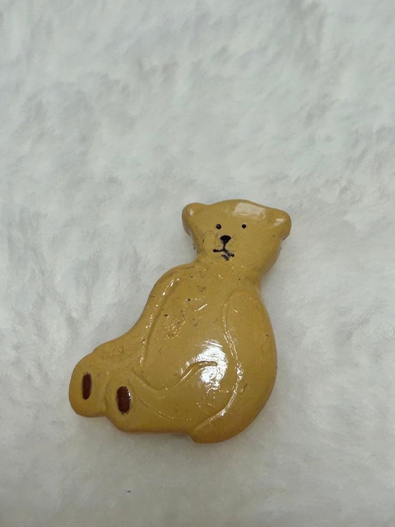 ミッキー ★weekendsブローチ２点