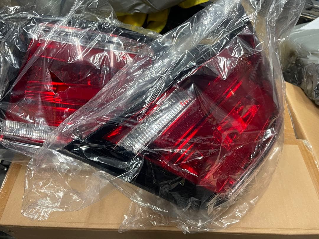 インプレッサ　WRX GVB/GVA テールランプ