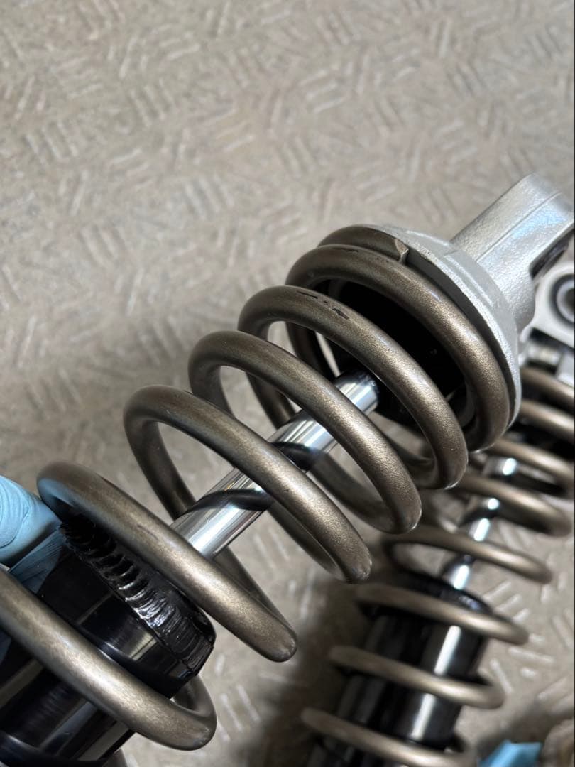 スポーツスター　リアサス　KYB350B