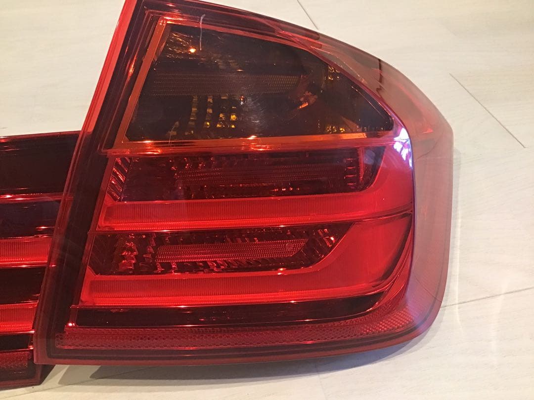⭐️BMW F30純正テールライト前期　1台分セット(LEDバルブ付)⭐️