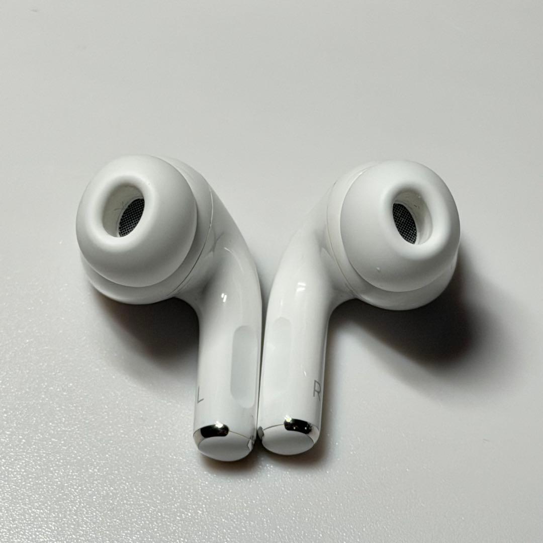 【8】 AirPodsPro2 第2世代 本体 箱あり 保証あり A3047