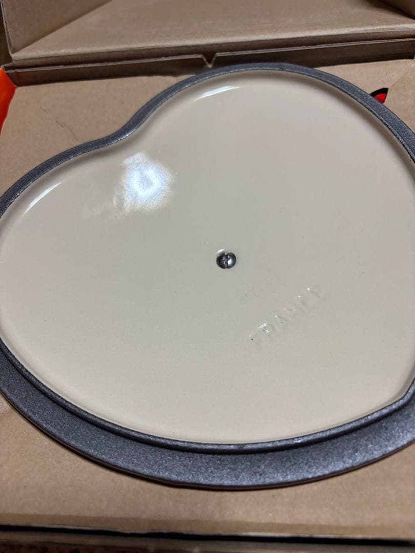 ル・クルーゼハート鍋ココットダムール新品未使用