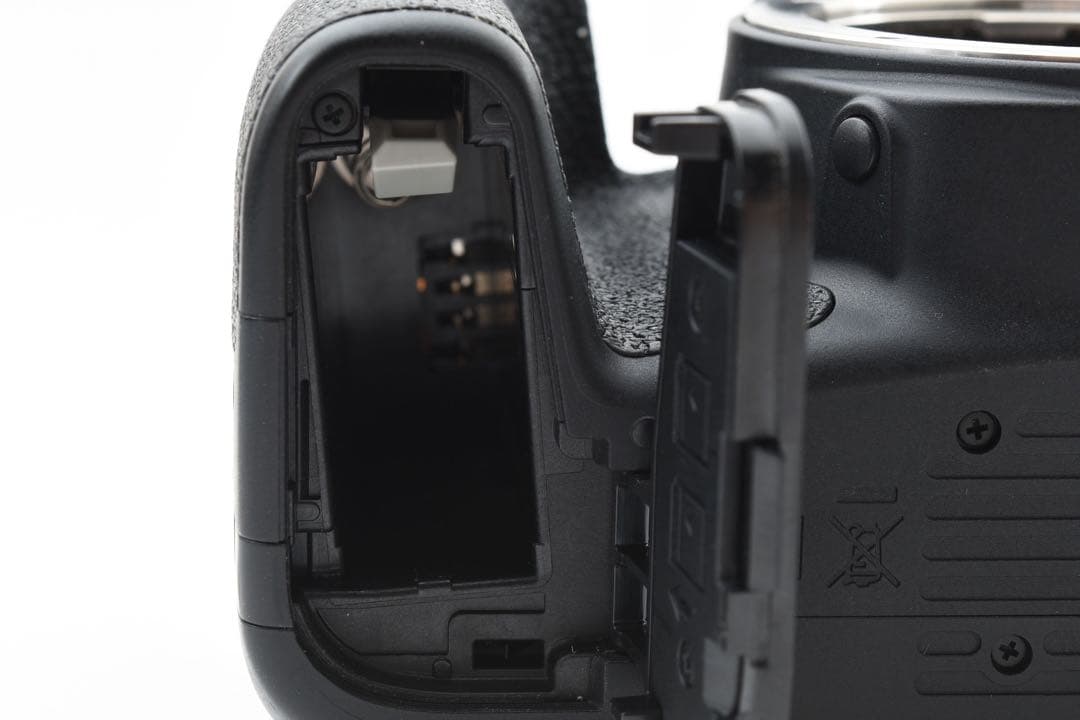 デジタル一眼レフカメラ/Canon EOS Kiss X10iダブルレンズセット