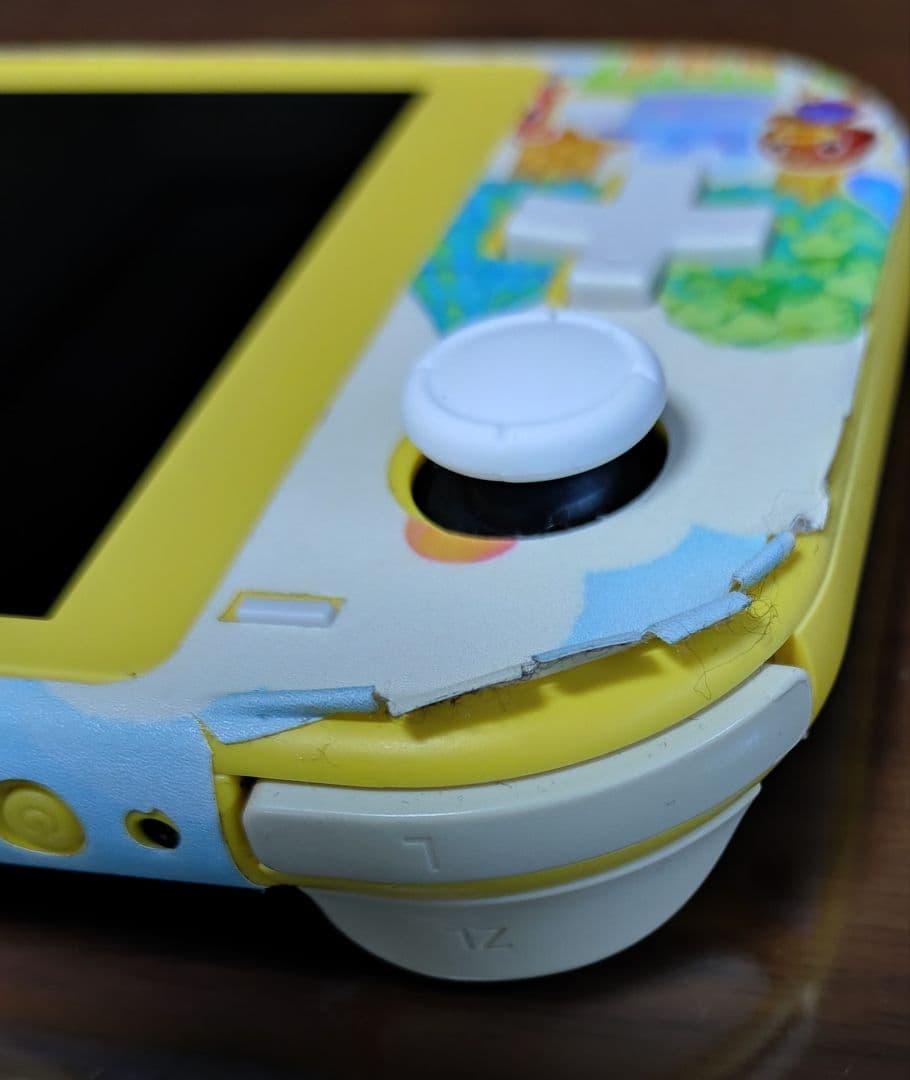 Nintendo Switch Lite　どうぶつの森デザイン