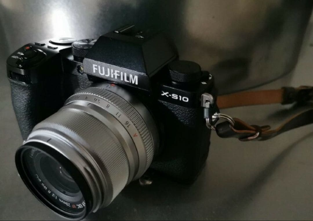 【美品・フィルター付属】FUJIFILM XF23mm F2 R WR