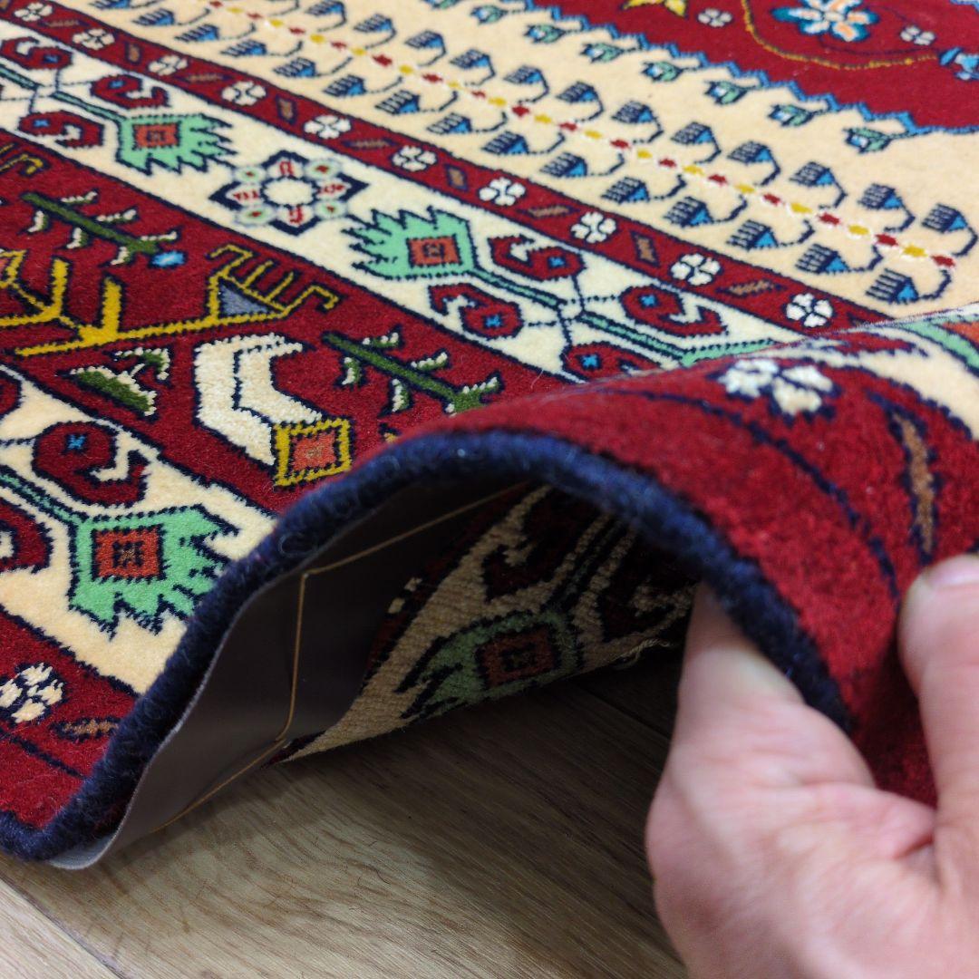 ペルシャ絨毯 新品 192x135 手織り クルド・ グーチャン産 persia