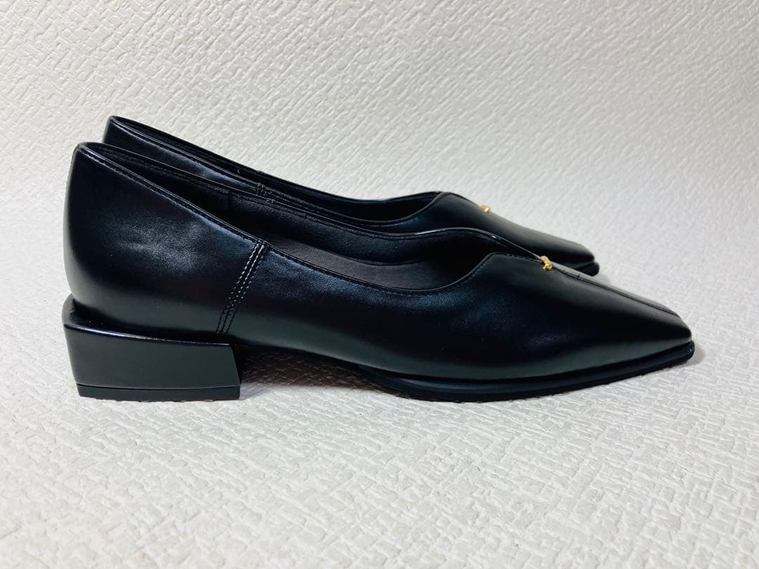 SH83◆新品◆LeTalon 2.5cmスクエアスリットソフトフラット23.0