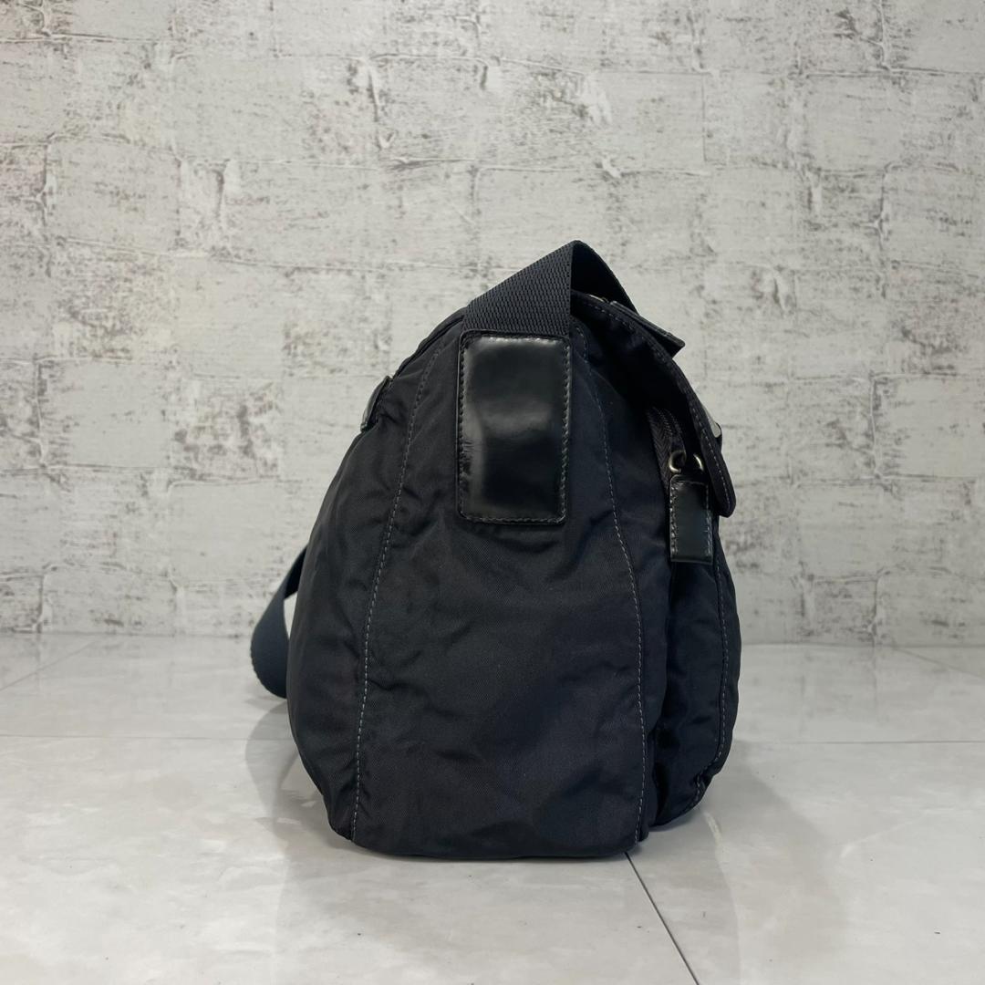 PRADA ショルダーバック プラダ メッセンジャー バッグ BT8994 黒