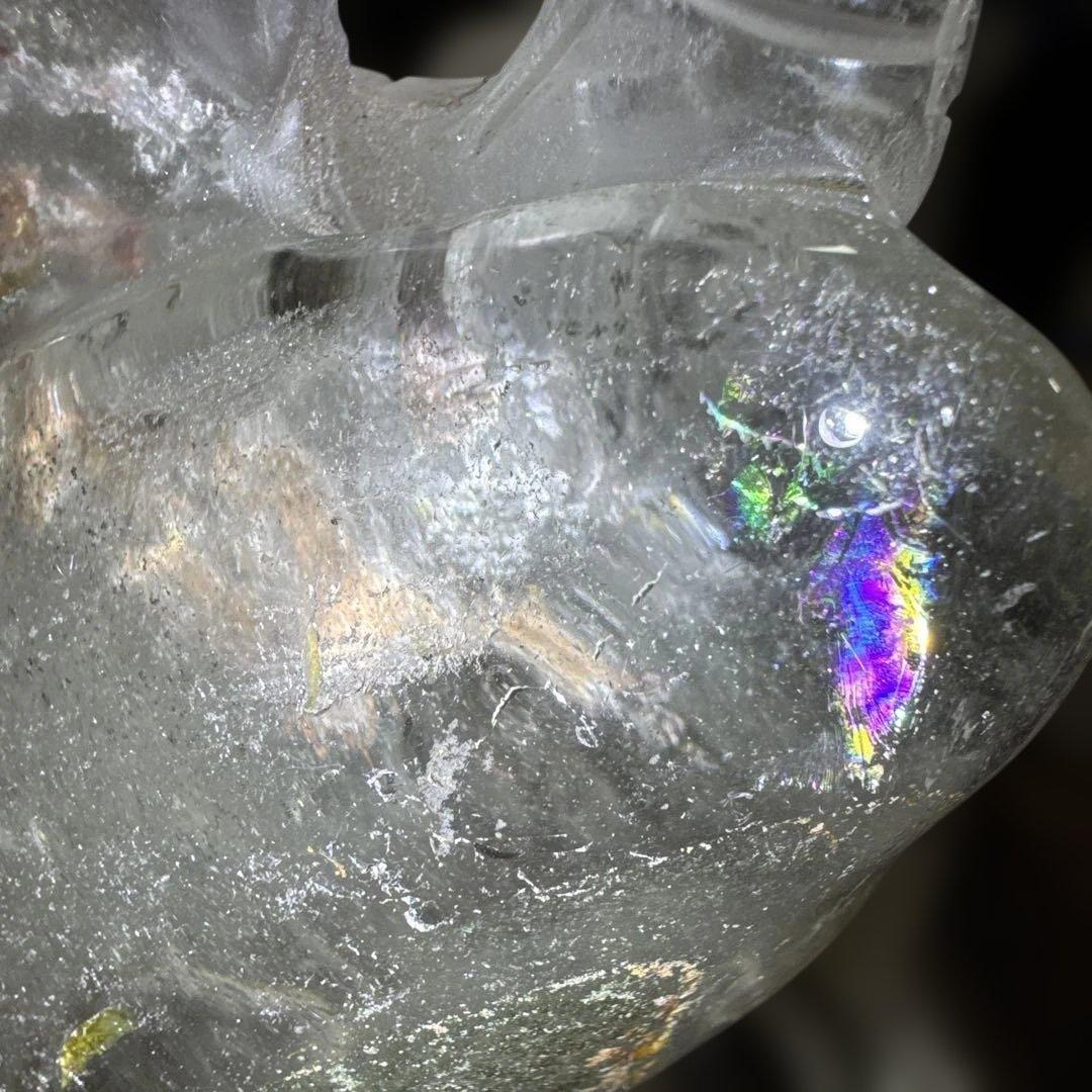 お値打ち　水晶　龍彫　ライモナイト他共生　台座付